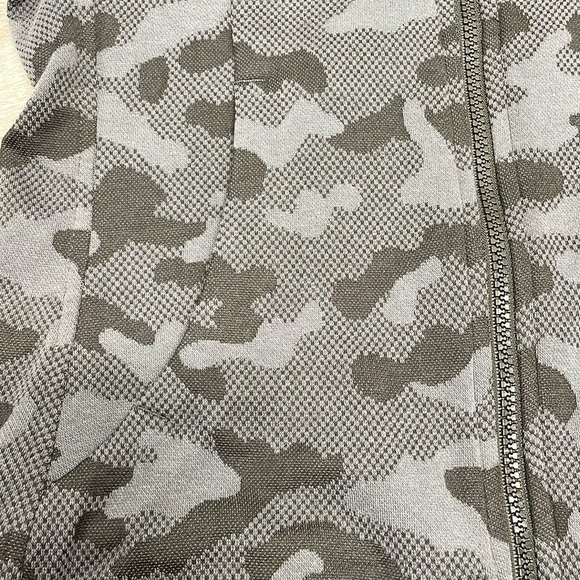 NWOT ZYIA Active Charcoal Camo Pivot Hoodie Full Zip Hooded Sweatshirt Jacket S - Picture 13 of 16